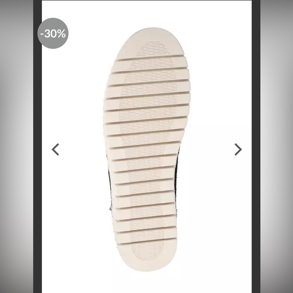 Bella Vita Camberly Suede Bootie - Picture 2 of 15